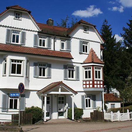 Gaestehaus Villa Lina 바트헤른알브 외부 사진